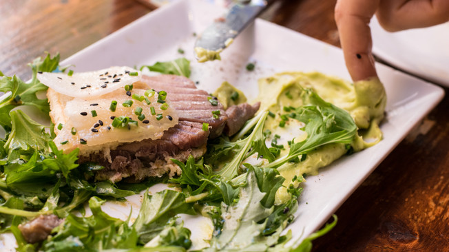 Foodie in barcelona is suzy's quest to explore the shops, restaurants and cafes of barcelona with the goal of finding the best places to eat and drink. My Foodie Friend Barcelona Food Blog Restaurant Reviews