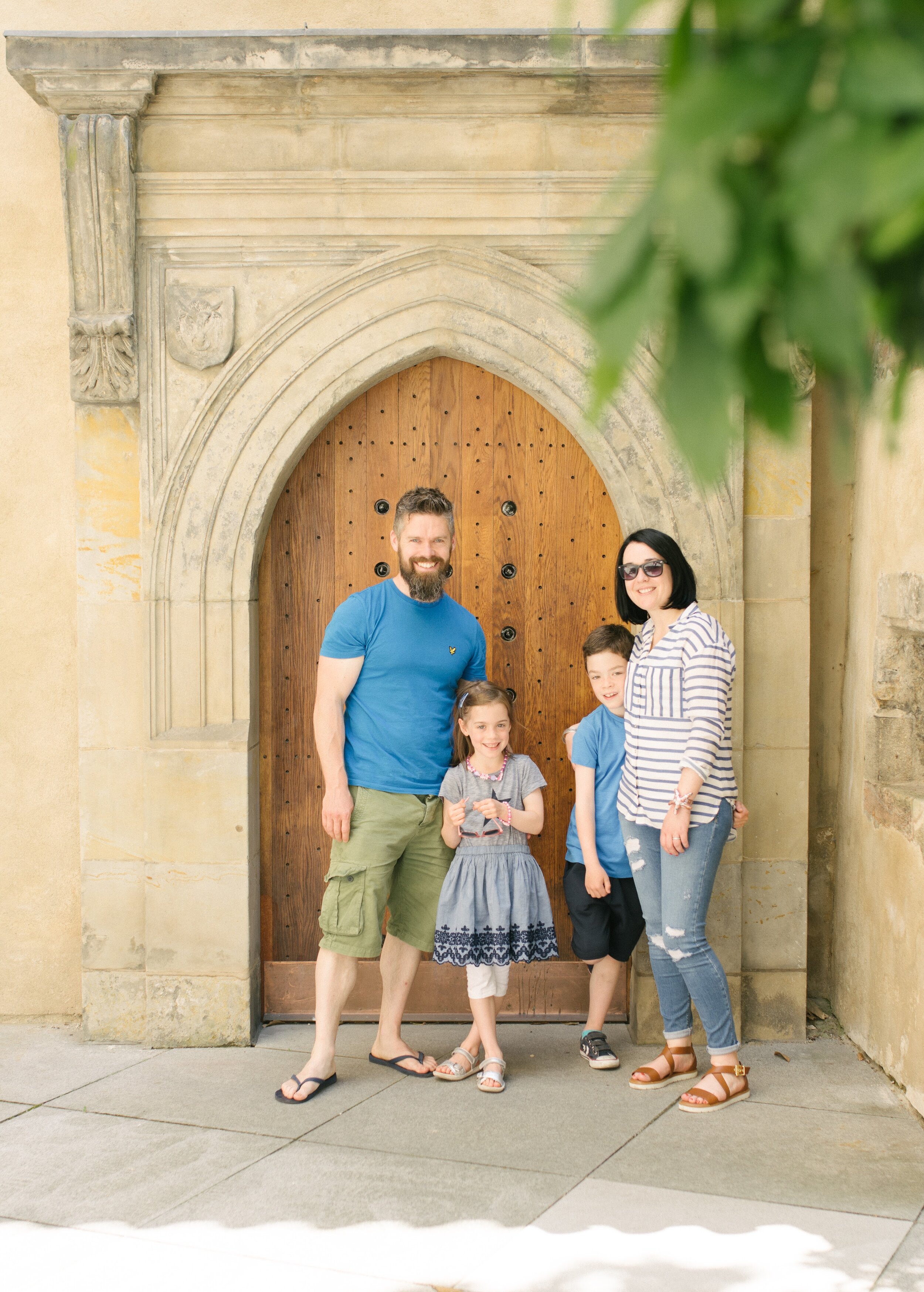 With the winter cold melting away, millions of families are planning to travel this summer. Family Photography Barcelona Barcelona For Two