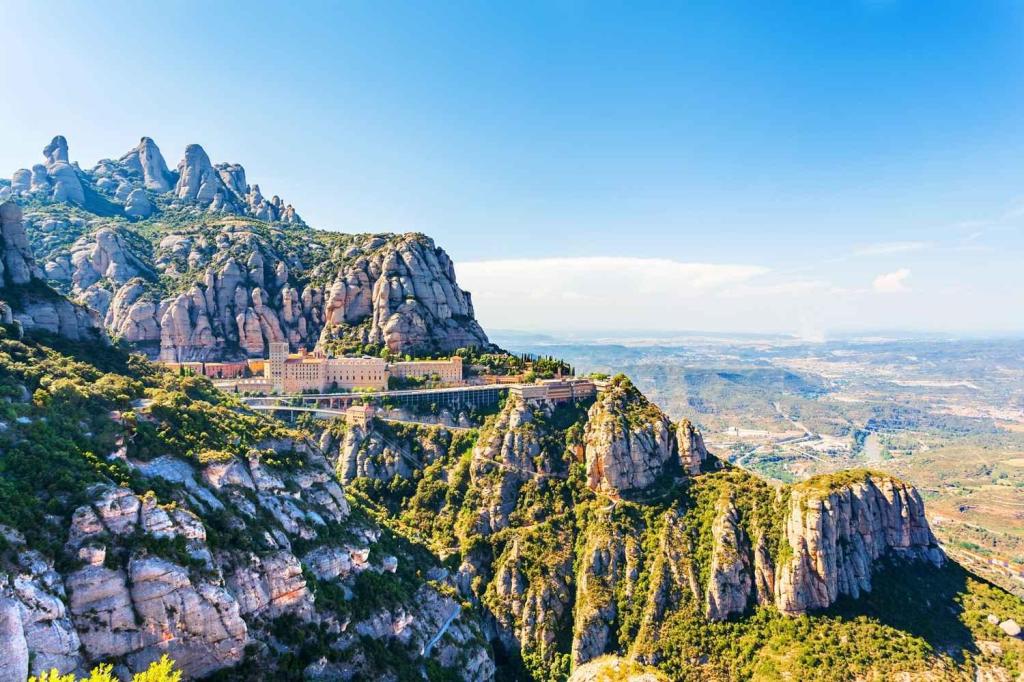 32+ Visit Montserrat Barcelona Package