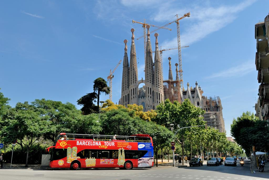 21+ City Tour Barcelona Bus Package