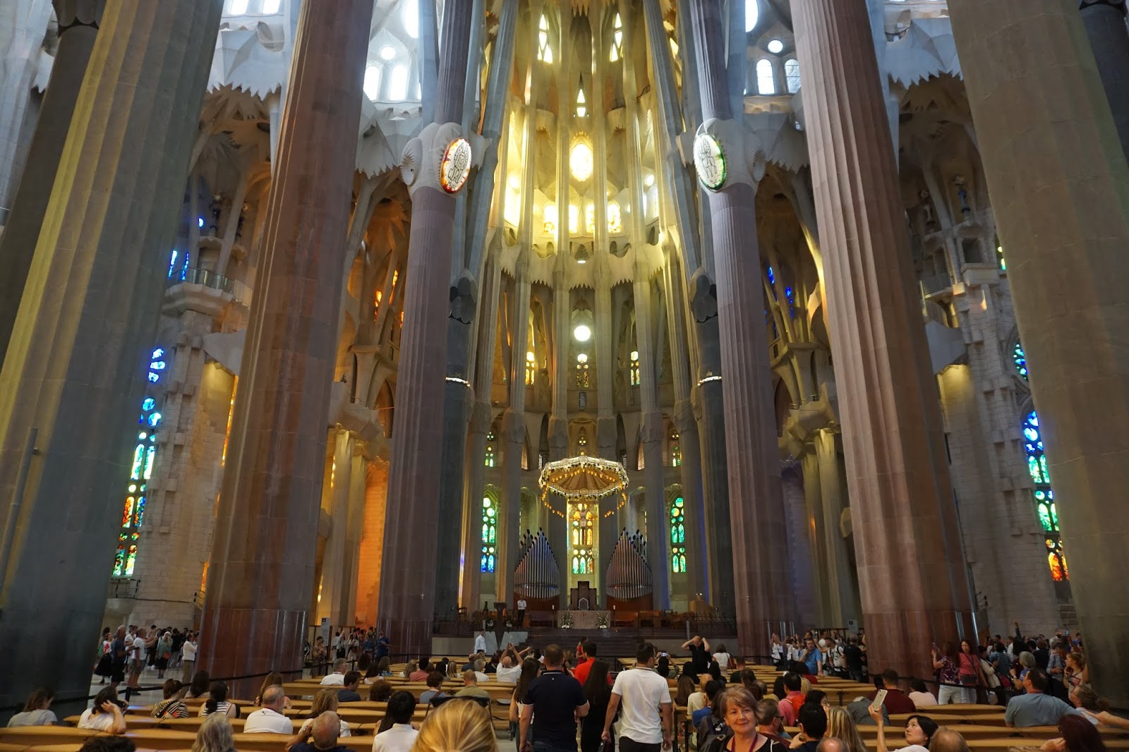 Vísperas de festivo, 19:30h ; Where Is Fatboy Barcelona Basilica De La Sagrada Familia