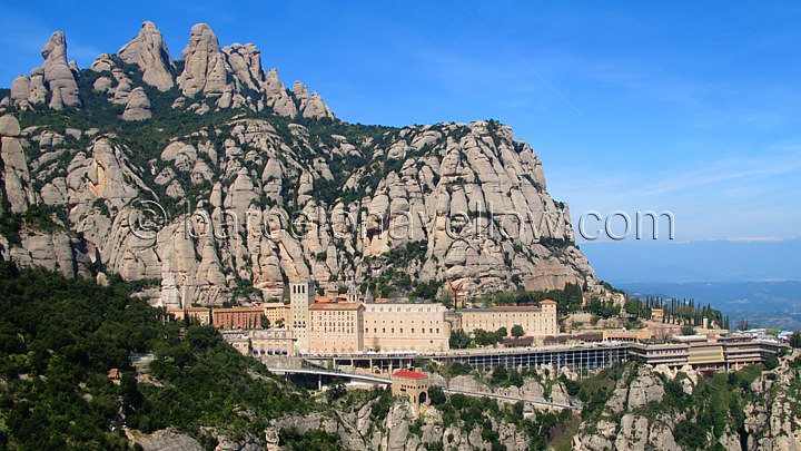 20+ Barcelona To Montserrat Day Trip Package