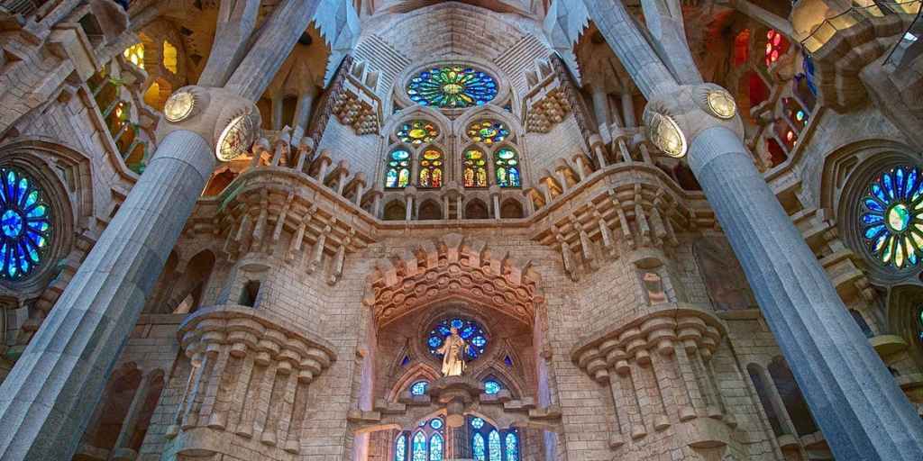11+ Familia Sagrada Barcelona Builder&nbsp;Package